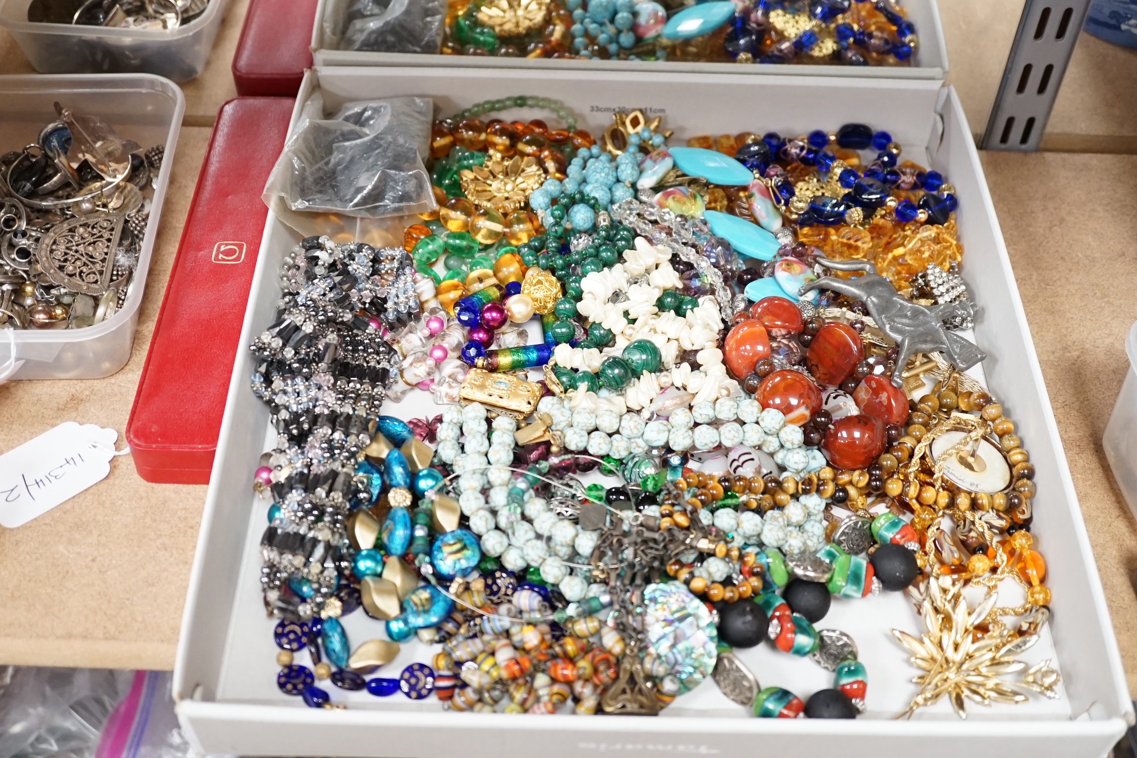 A large quantity of assorted costume jewellery.